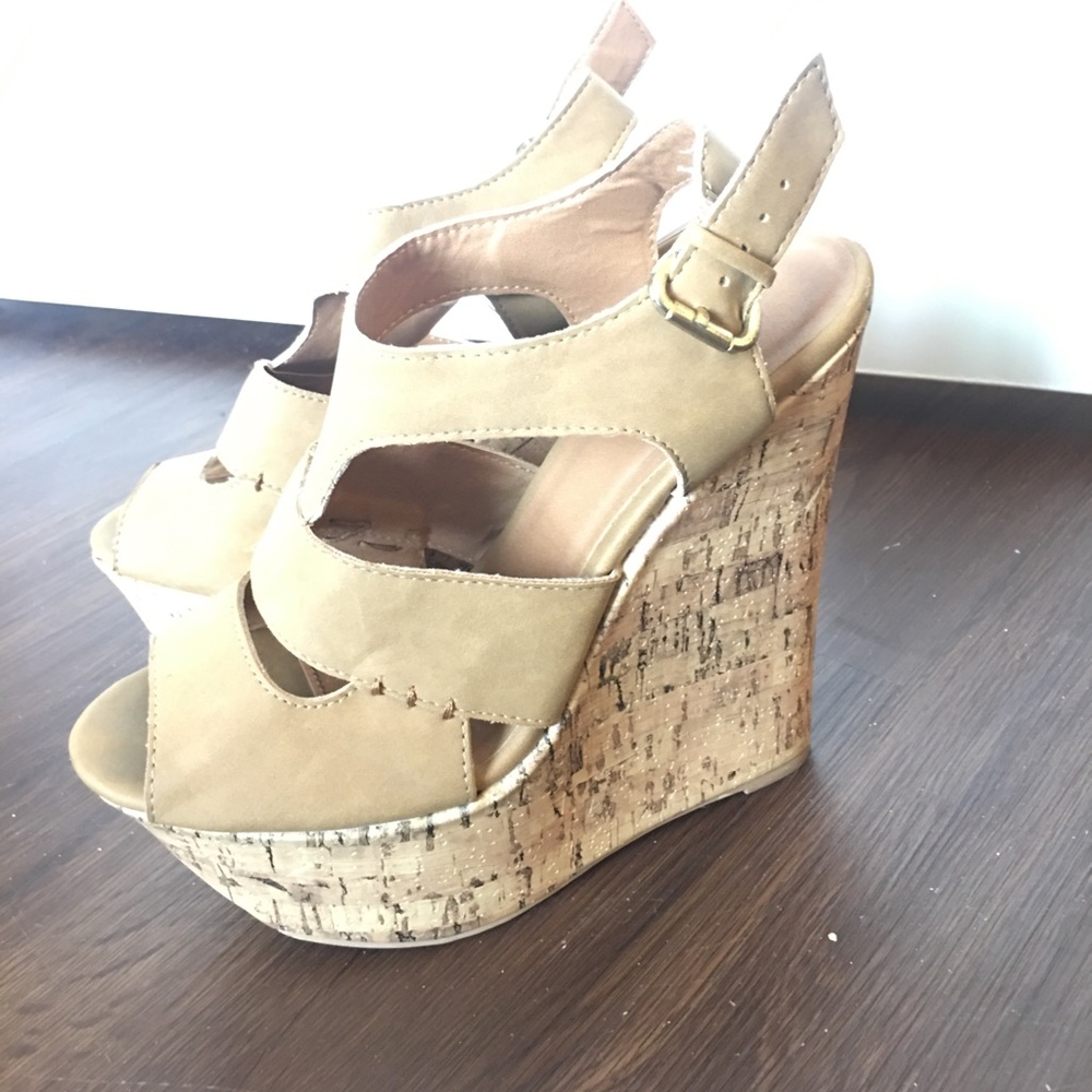 Wedge high heels Tan/Nude/brown